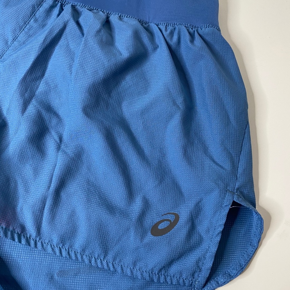 Running shorts - Picture 3 of 11